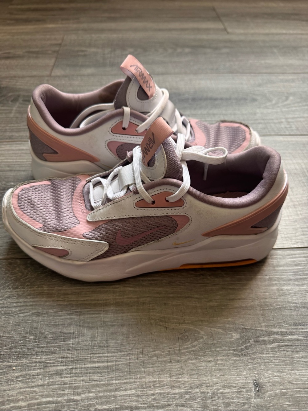 Nike Air Max Bolt Shoes Youth Size 6.5Y Pink White Running Sneakers CW1626-200